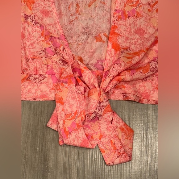 Veronica M Nikolina Mom Cropped Wrap Top NWT - Picture 7 of 12